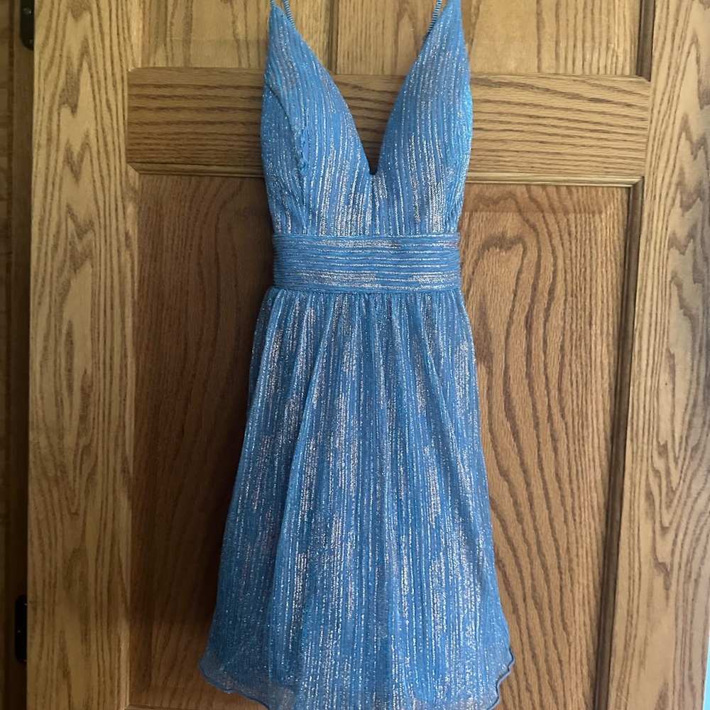 Elegant Blue Sleeveless Dress